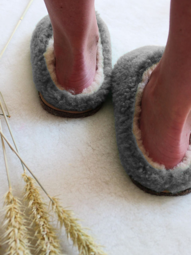 Обувь домашняя пантолеты (тапки) LANATEX из натуральной овечьей шерсти. Арт. 22123