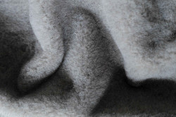 Полотно ворсовое трикотажное из натуральной овечьей шерсти - фото