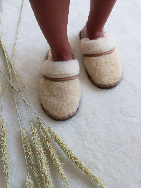 Обувь домашняя пантолеты (тапки) LANATEX из натуральной овечьей шерсти. Арт. 2163