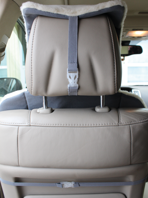 Накидка на автомобильное сидение LANATEX модель 168, артикул 22162, размер 145*55*1,5 , цвет серый
